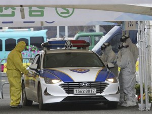 Deteksi Virus Corona, Korea Sampai Buka Layanan Drive-Thru
