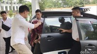 Pada Senin (2/3) pihak kepolisian berhasil mengamankan seorang pria yang diduga pelaku pengancaman artis Syifa Hadju.