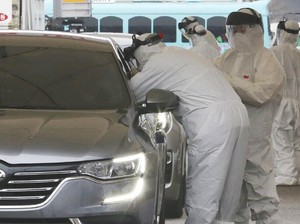 Banyak Orang Harus Diselamatkan, RI Perlu Drive-thru Test Corona ala Korsel