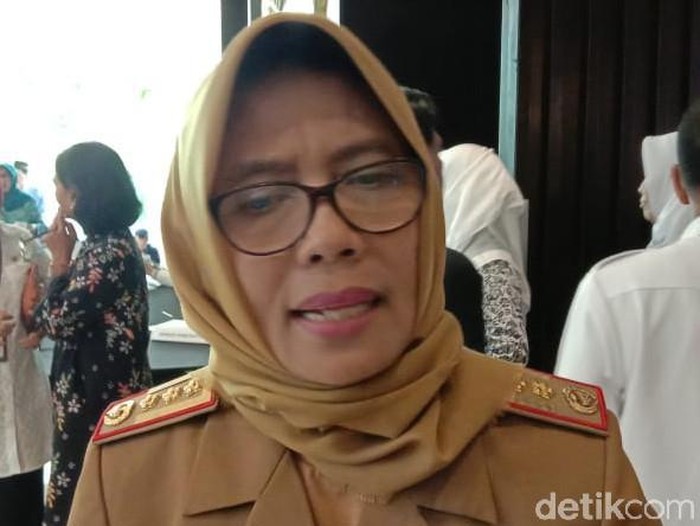 Kadinkes Jatim Herlin Ferliyana