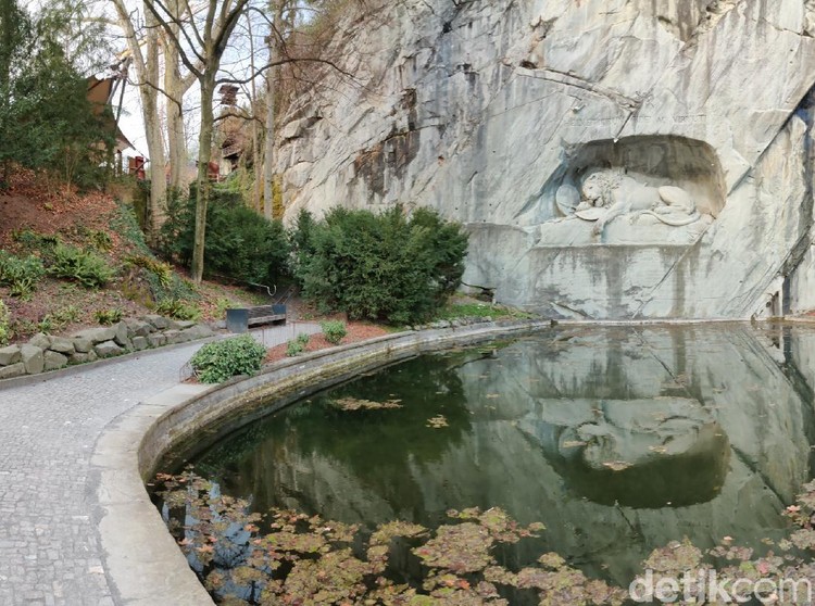 Hasil Foto Oppo Find X2 Pro di Italia-Swiss Hasil Foto Oppo Find X2 Pro di Italia-Swiss