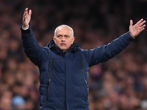 Ke Mana Pertahanan Kukuhmu, Mourinho?