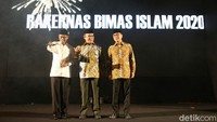 Rakernas Ditjen Bimas Islam Kemenag mengambil tema Pengarusutamaan Gerakan Moderasi Beragama di Indonesia Melalui Pendekatan Dakwah, Budaya Dan Pemberdayaan Ekonomi Umat.