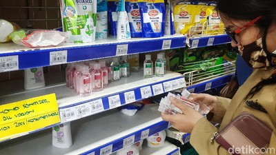 Hand Sanitizer di Swalayan Ini Ludes