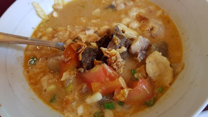 Arsitek Ini Selesaikan Tantangan Makan Soto Tiap Hari Selama Setahun