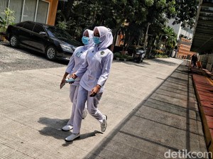 Perawat Juga Butuh Aman, Penuhi Kebutuhan APD yang Layak!