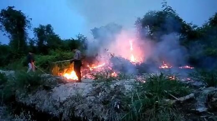 Lahan yang terbakar dan sungai lokasi orang hanyut (Dok. BPBD)