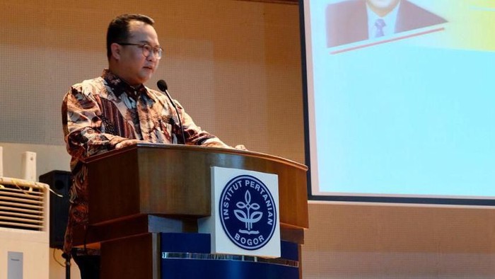 Rektor IPB Arif Satria