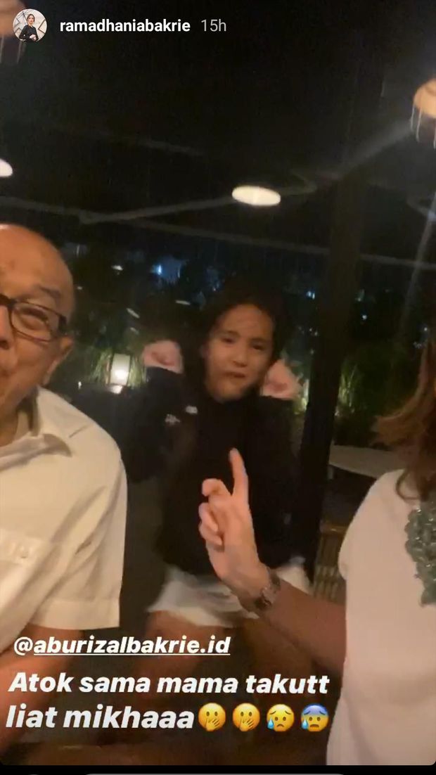 Lihat Putri Nia Ramadhani Joget, Aburizal Bakrie Takut