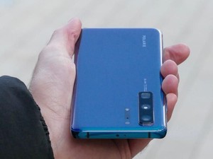 Menggenggam Prototipe P40, Ponsel Flasghip Baru Besutan Huawei