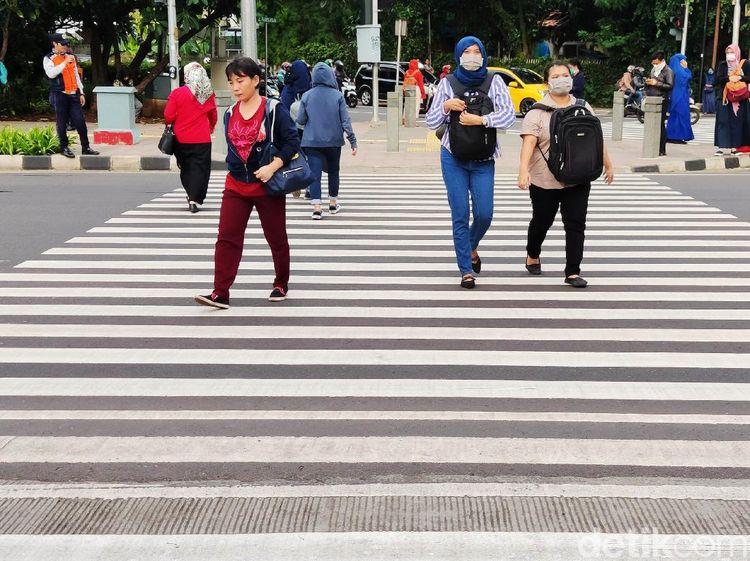 Menjajal HP Xiaomi Note 10 Pro untuk Street Fotografi