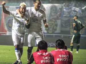 Arema FC Gahar Pakai Satu Pemain Asing, Persib Bandung Wajib Waspada