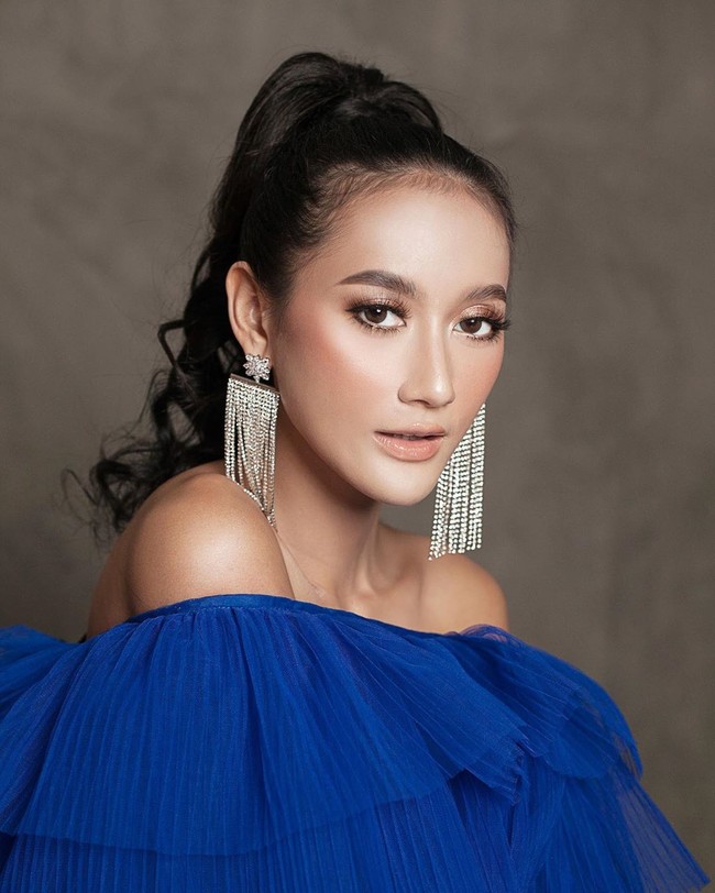 Ayu Maulida menekuni karier modelling sejak usia 14 tahun. Seperti dikutip dari situs resmi Puteri Indonesia, bekerja menjadi model sejak muda membuat Ayu menjadi pribadi yang pantang menyerah, berani dan mandiri. Foto: Instagram @ ayumaulida97