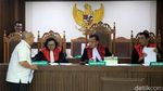 Warga Hadiri Sidang Lanjutan Gugatan Class Action Banjir Jakarta