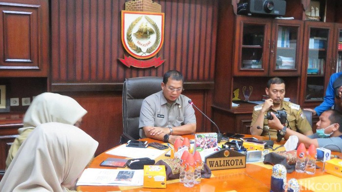 Pj Wali Kota Makassar Iqbal Suhaeb