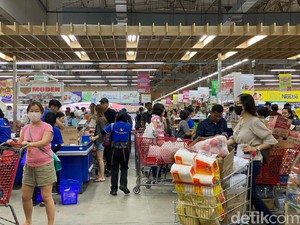 Virus Corona Masuk Indonesia, Masker dan Hand Sanitizer Banyak Dicari