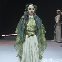 Etu by Restu Anggraini menampilkan koleksi terbaru di Muslim Fashion Festival 2020, Jakarta Convention Center, Jakarta. Sabtu [22/2/2020]. Foto: Mohammad Abduh/Wolipop