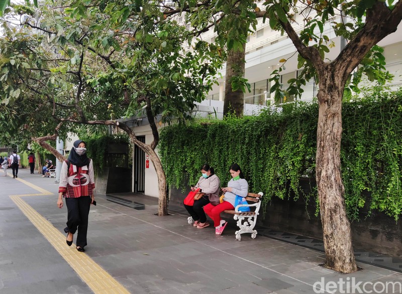 Menjajal HP Xiaomi Note 10 Pro untuk Street Fotografi
