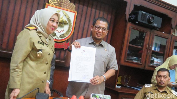 Pj Wali Kota Makassar Iqbal Suhaeb