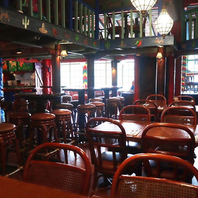 Amigos Bar & Cantina Jadi Sorotan Sebagai Lokasi Penularan Virus Corona Amigos Bar & Cantina Jadi Sorotan Sebagai Lokasi Penularan Virus Corona
