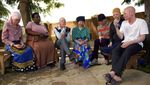 Kehidupan Anak Albino di Afrika yang Selalu Diliputi Kecemasan