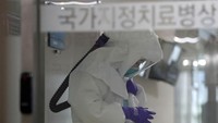 Otoritas Korea Selatan melaporkan 174 kasus baru corona, sehingga kini totalnya bertambah menjadi 6.767 kasus dengan 44 kematian sejauh ini. Kim Yong-tai/Yonhap via AP.