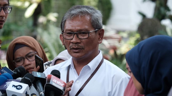 Seorang pasien suspect Corona meninggal pagi tadi di Rumah Sakit dr Hafidz (RSDH) Cianjur. Kemenkes menyatakan pasien tersebut negatif virus corona.
