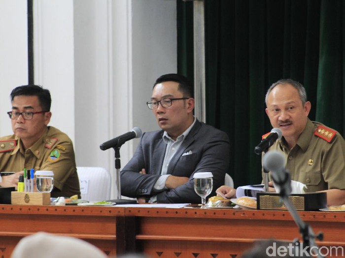 Gubernur Jabar Ridwan Kamil