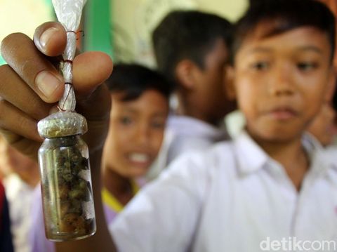 Misteri 'Tuyul' Ciamis: Mainan, Jimat atau Janin?