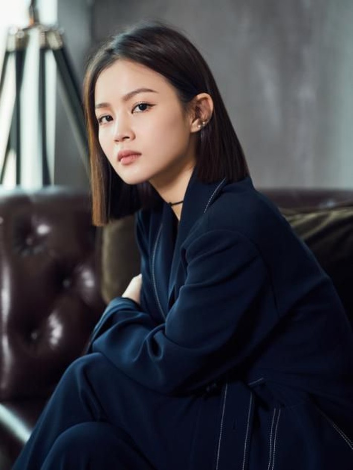 Solois K-Pop Lee Hi