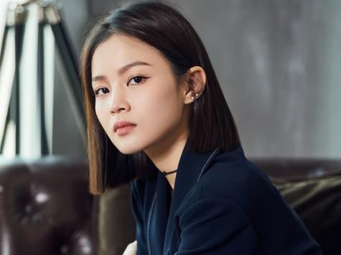 Solois K-Pop Lee Hi