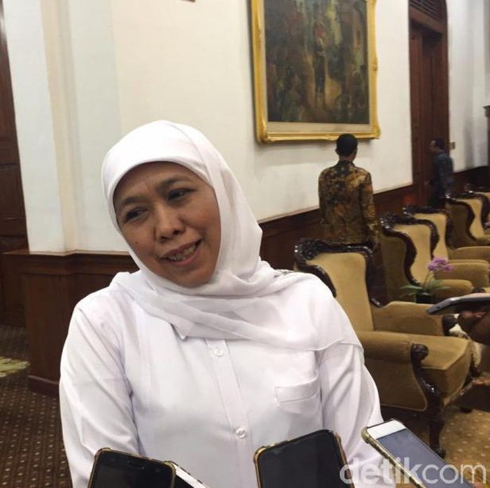 Gubernur Jawa Timur Khofifah