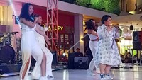 Sebagai radio lokal yang sarat akan konten hiburan, Gen 98,7 Fm melihat bakat Sinyo ini perlu dikembangkan. Dengan diluncurkannya lagu ini, Gen 98,7 Fm juga berharap Sobat Gen (sebutan pendengar Gen 98,7 Fm) akan merasa terhibur dan terinspirasi untuk berani mewujudkan mimpi. Foto: dok. Gen FM