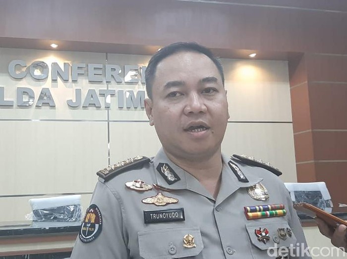 Kabid Humas Polda Jatim Kombes Trunoyudo Wisnu Andiko