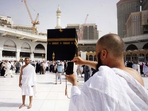 Sempat Ditutup, Masjidil Haram & Masjid Nabawi Dibuka Kembali