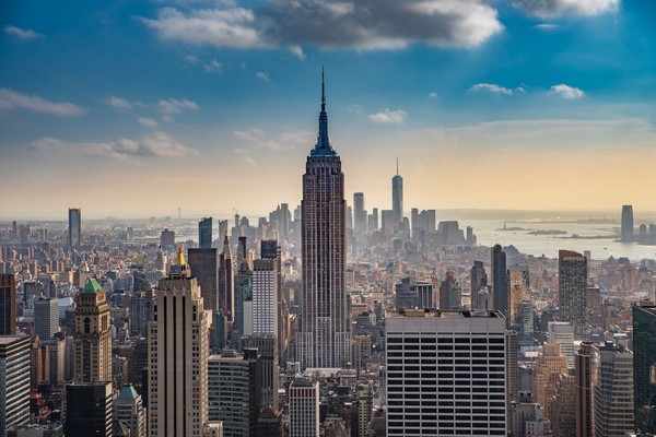Kota New York ada di posisi keenam. Indeks Biaya Hidup Sedunia 2021 melacak biaya hidup di 173 kota global, 40 lebih banyak dari tahun lalu (Foto: iStock) Kota New York ada di posisi keenam. Indeks Biaya Hidup Sedunia 2021 melacak biaya hidup di 173 kota global, 40 lebih banyak dari tahun lalu (Foto: iStock)