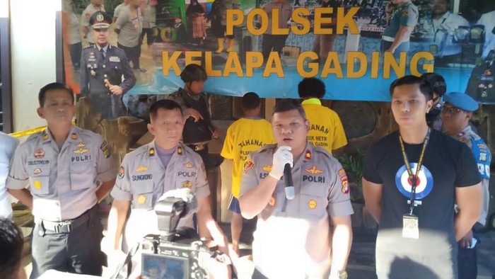 Polisi tangkap 2 debt collector