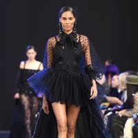 Elie Saab menampilkan koleksi busana musim gugur di Paris Fashion Week 2020, Paris, Prancis, Sabtu [29/2/2020]. Photo by Pascal Le Segretain/Getty Images.