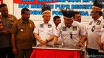 Pakai Ikat Kepala Rumbai, Pimpinan MPR Kunjungi Wamena