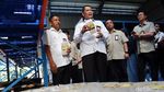 Cek Stok Beras, Buwas Kunjungi Gudang Bulog Gedebage