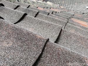Hujan Abu Gunung Merapi Sampai di Solo