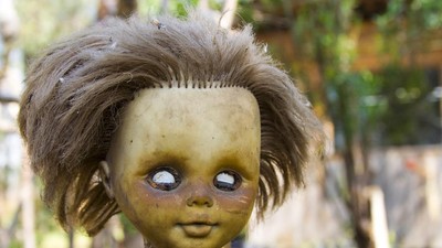Seram Banget! Pulau Boneka Ini Tak Cocok untuk Anak-Anak