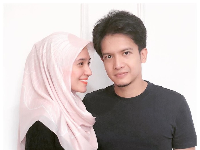 dhini aminarti dhini aminarti