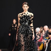 Elie Saab menampilkan koleksi busana musim gugur di Paris Fashion Week 2020, Paris, Prancis, Sabtu [29/2/2020]. Photo by Pascal Le Segretain/Getty Images.