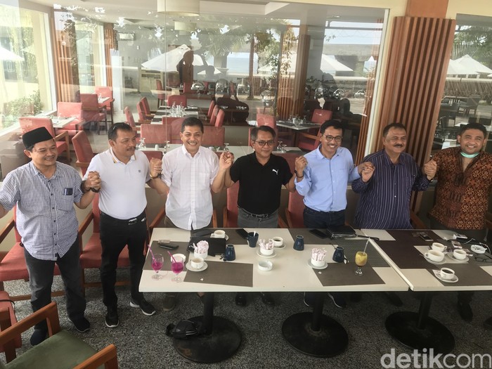 Sejumlah nama berebut dukungan untuk menjadi Ketua DPD Partai Golkar Sumatera Barat, jelang Musyawarah Daerah (Musda) ke-10.