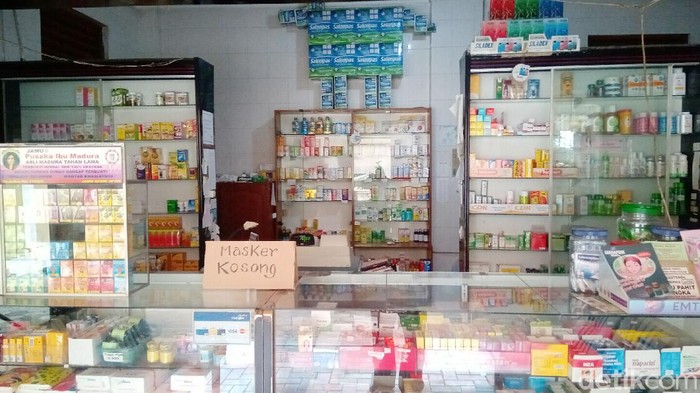 Masker di Purworejo kosong