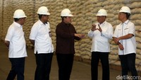 Meski begitu, saat disinggung keberadaan mafia itu, Erick tak menerangkan secara rinci.
