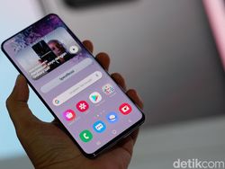 Ini Galaxy S20, Si Mungil yang Nyaman di Genggaman