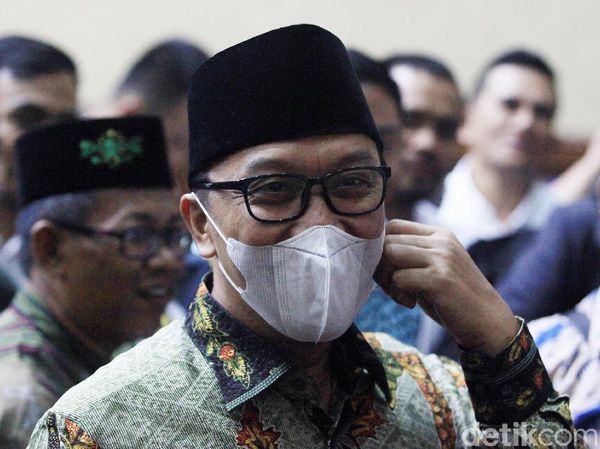 Berbahaya Mana Corona atau Korupsi, Imam Nahrawi?