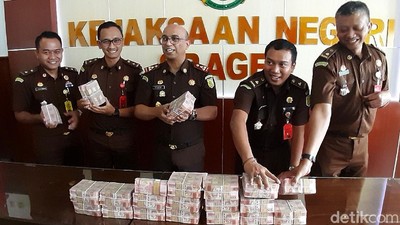 Ini Duit Rp 2 M yang Disita Jaksa Terkait Korupsi RSUD Sragen